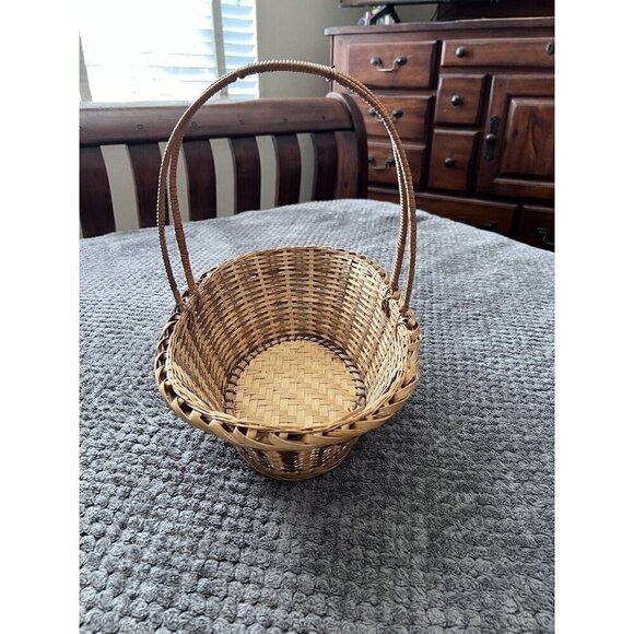 Vintage Wicker 15" X 13" Gathering Basket w/woven Handle - Picture 1 of 11